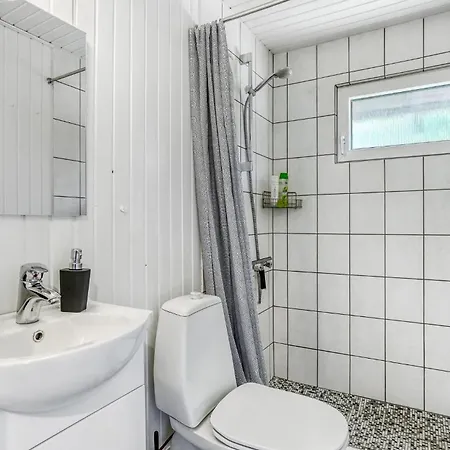 Semesterbostad 2 Bedroom Amazing In *