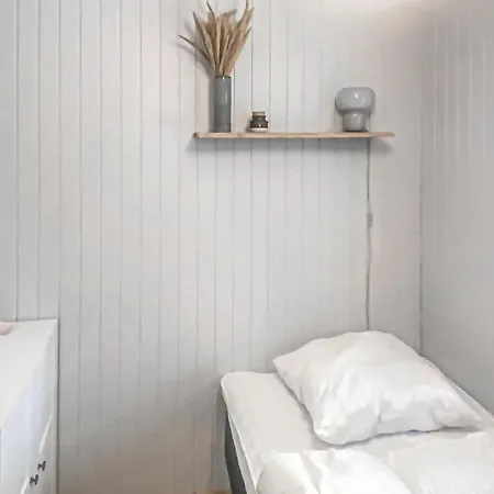 Holiday home 2 Bedroom Amazing In